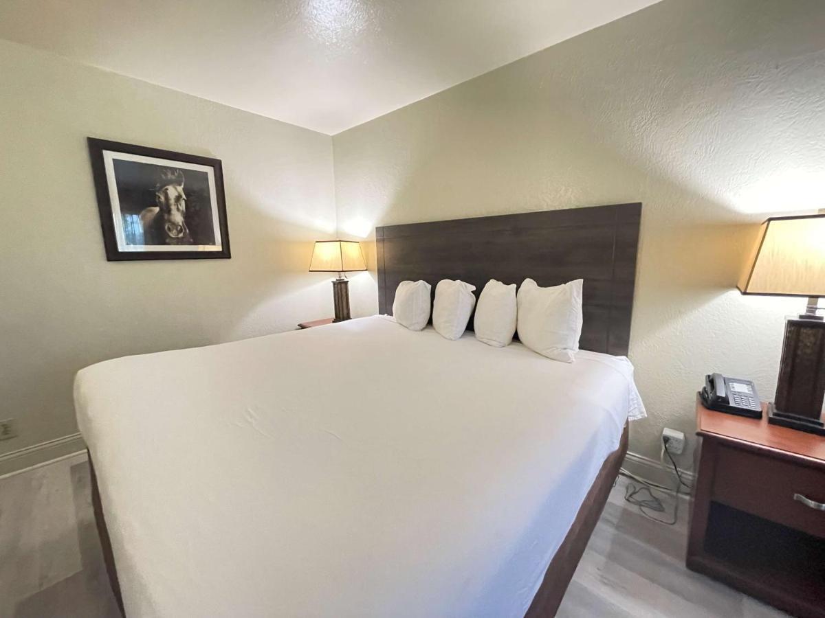 Surestay Plus By Best Western Lawton Exterior photo